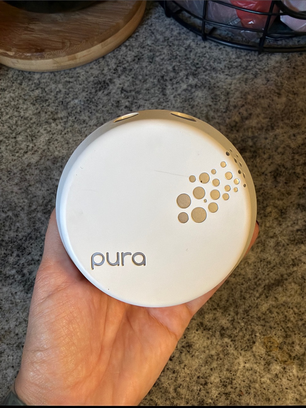 Pura scent diffuser